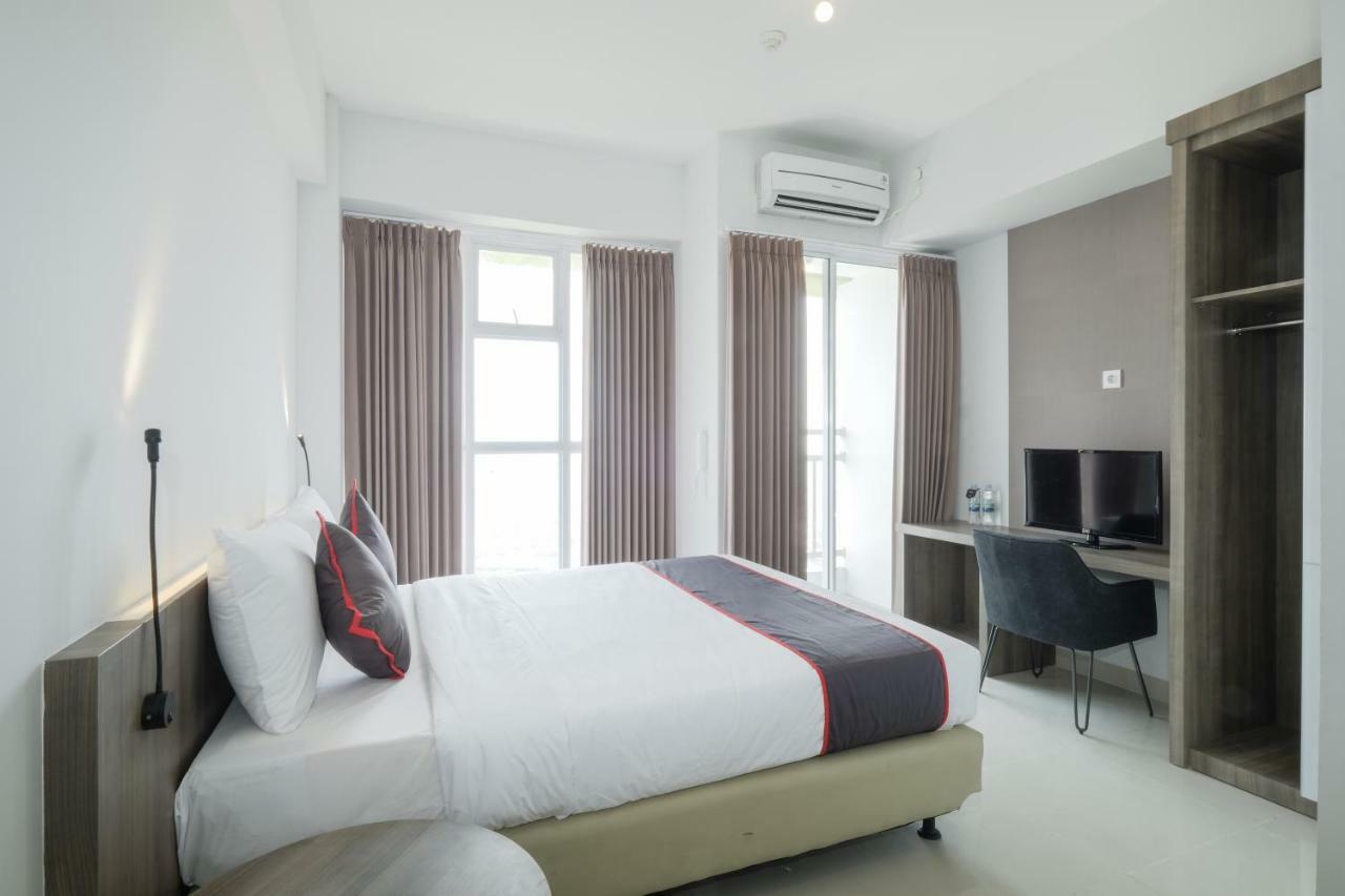 Collection O 15 Taman Melati Merr Surabaya Exterior photo