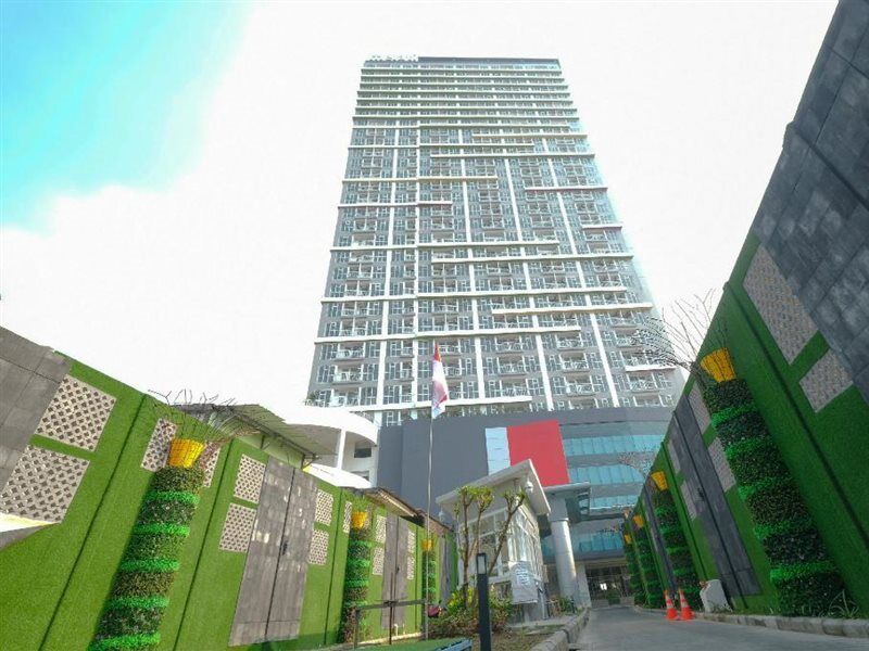 Collection O 15 Taman Melati Merr Surabaya Exterior photo